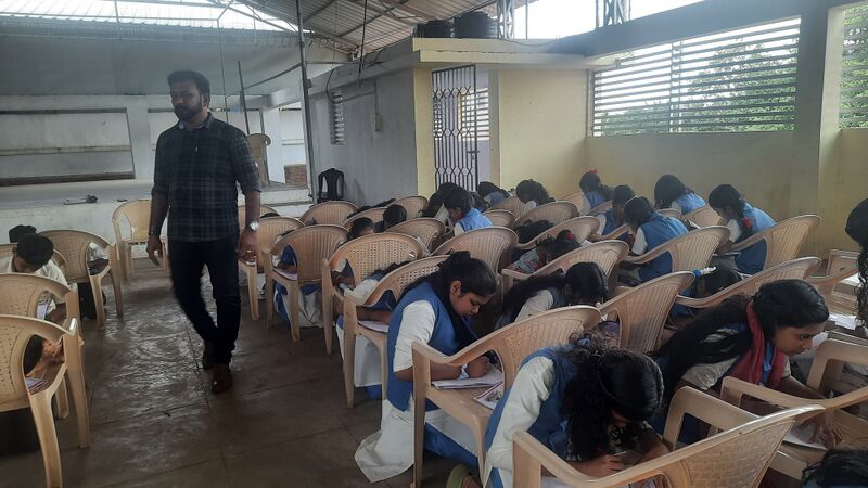 പ്രമാണം:44018 vd3 24.jpg