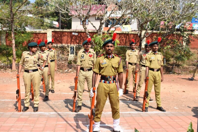 പ്രമാണം:REPUBLIC DAY PAREDE.jpg