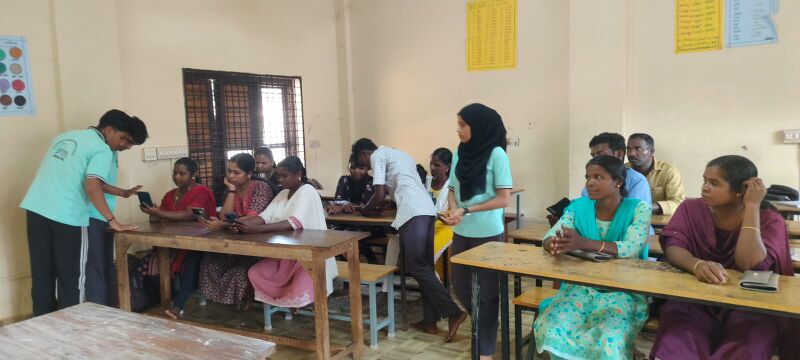 പ്രമാണം:12052 KGD LK AI2.jpg