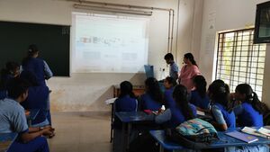 16011 Hi-Tec Class Room2.jpg