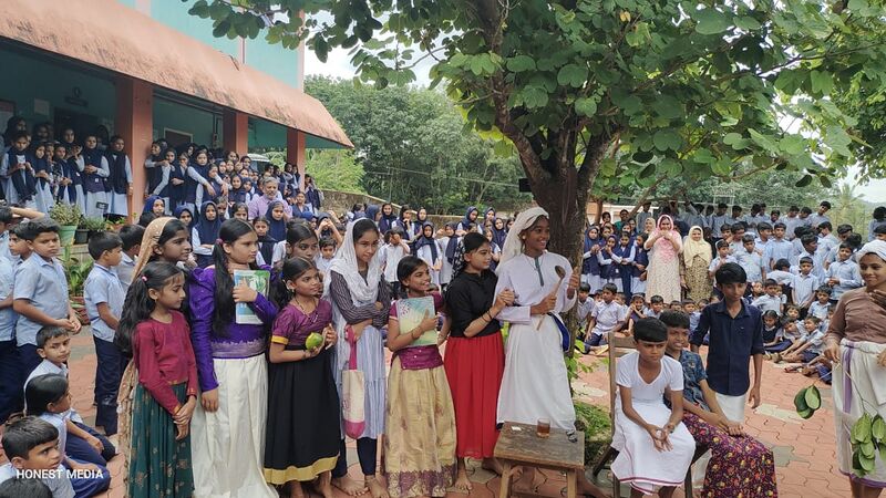 പ്രമാണം:18150-Basheer Day .jpg