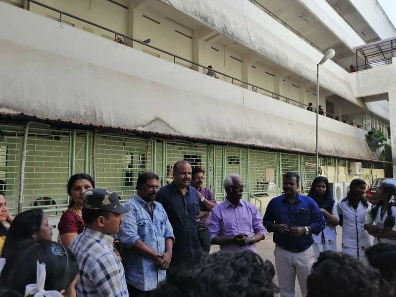 പ്രമാണം:41059 lkfieldtrip6.jpg