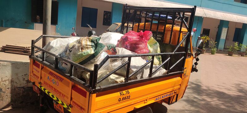 പ്രമാണം:42021 55554123.jpg