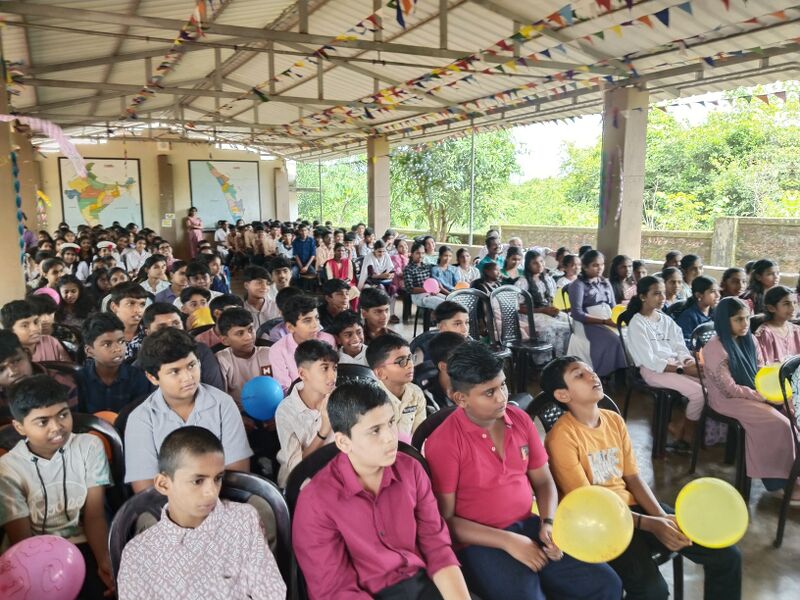 പ്രമാണം:11073 25 prevesanam 2.jpg