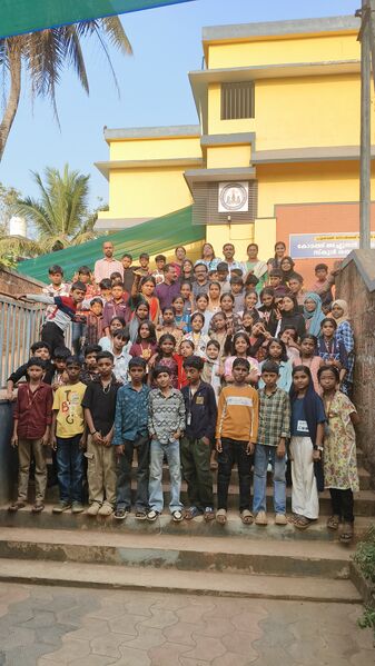 പ്രമാണം:13669 KNR ULLASSANOUKA 2.jpg