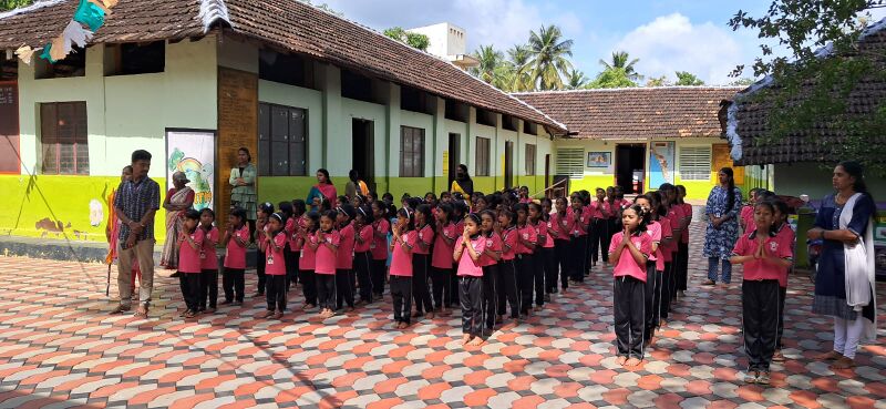 പ്രമാണം:21526 HIGHTECHCLASS.jpeg