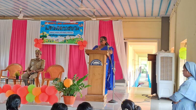 പ്രമാണം:36046 l10.jpg