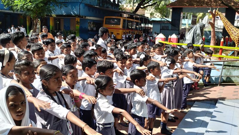 പ്രമാണം:43240 mm3.jpg