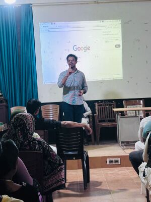 16008-little kites-orientation 5.jpeg