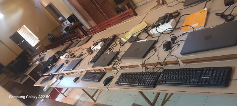 പ്രമാണം:18027 hitech-demo-2.jpg