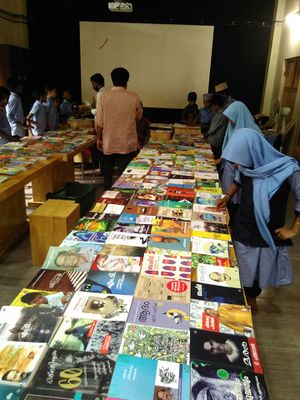 18073 60 libraray.jpg