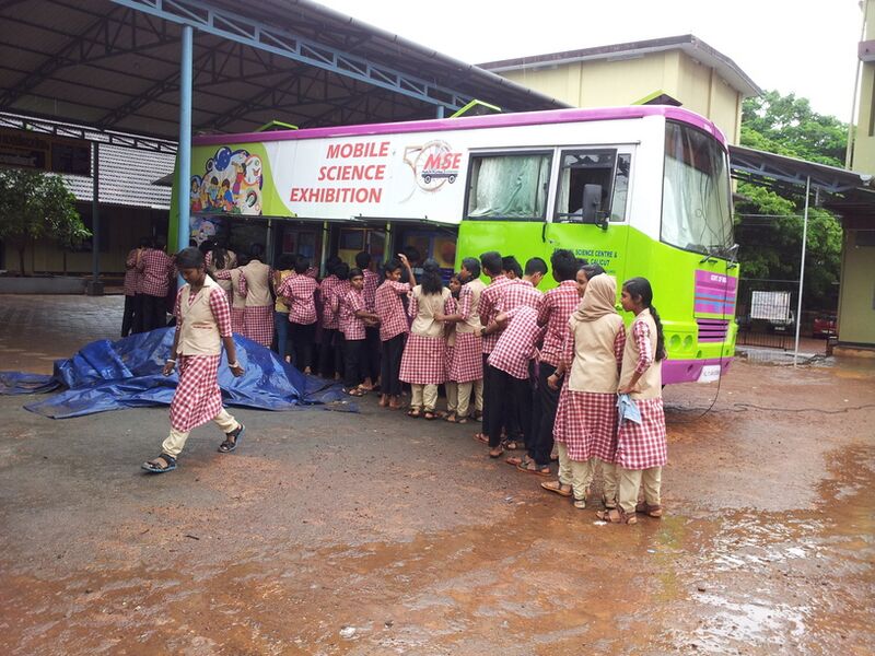 പ്രമാണം:19068 scex 4.resized.jpg