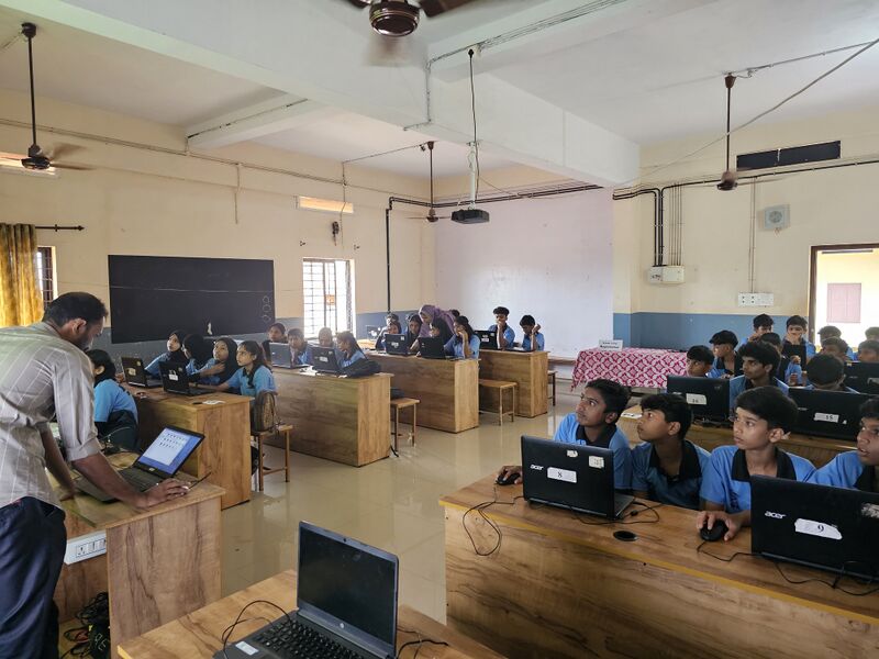 പ്രമാണം:19112 LK B2024-27 SCHOOL CAMP.6.jpg