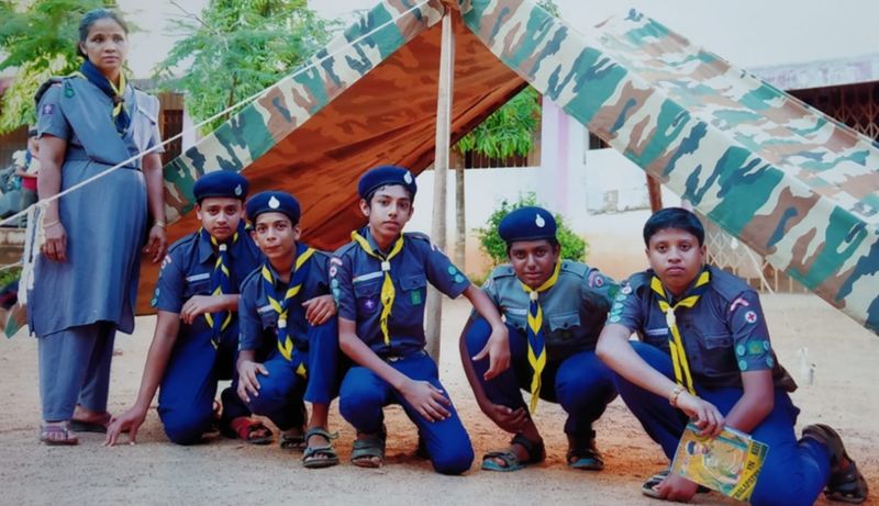 പ്രമാണം:22071 സ്കൗട്ട്3.jpeg