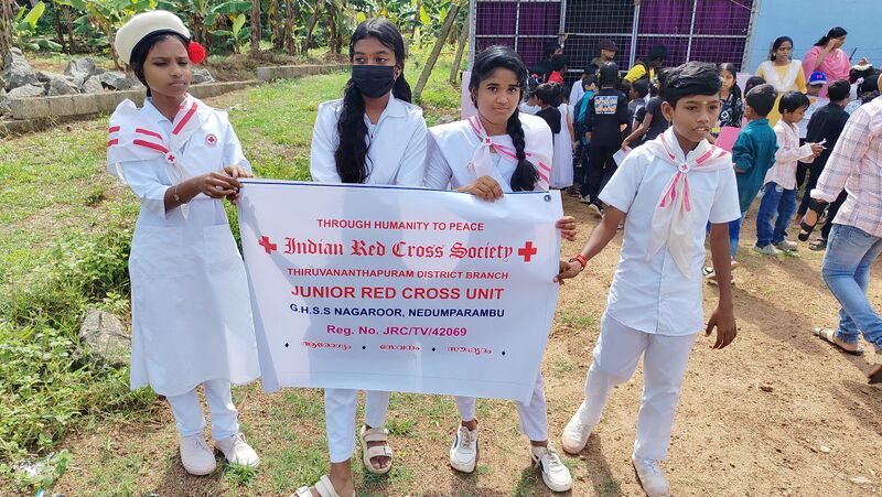 പ്രമാണം:42069 hiroshima day2506.jpg