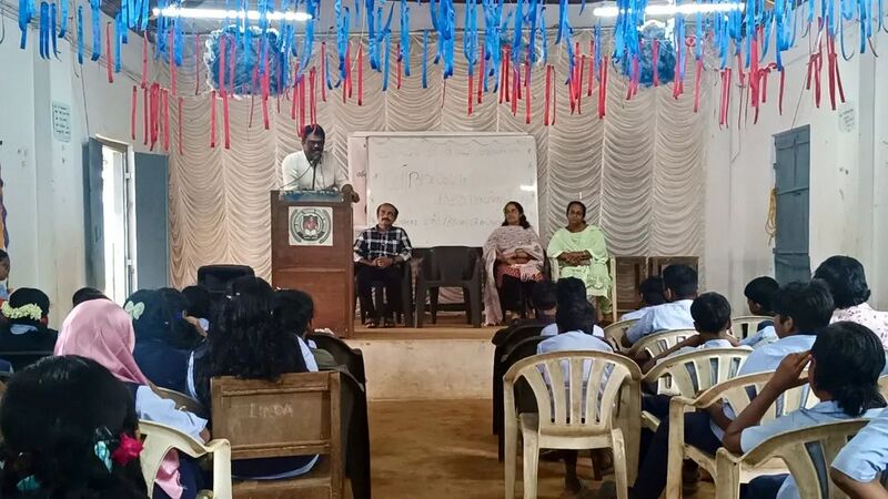 പ്രമാണം:വിദ്യാരംഗം ക്ലബ് ഉദ്‌ഘാടനം .jpg