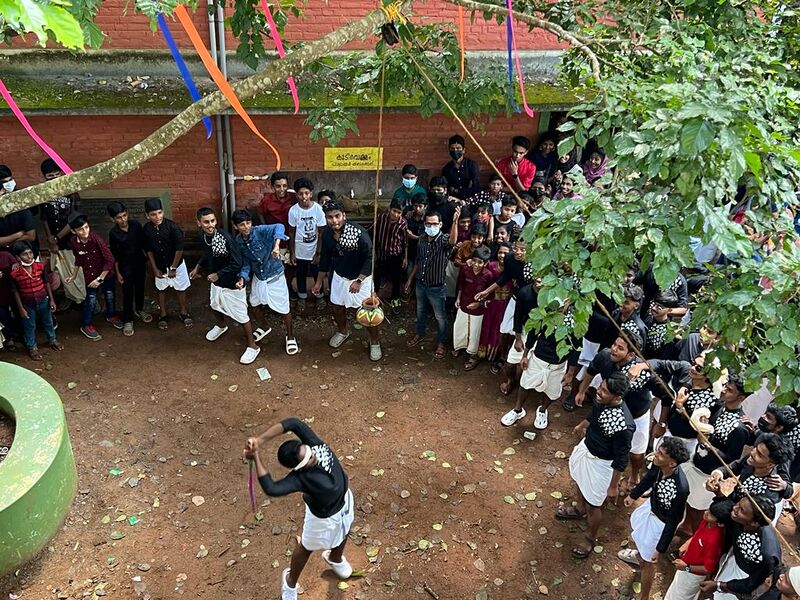 പ്രമാണം:20002 onam2022 23.jpg