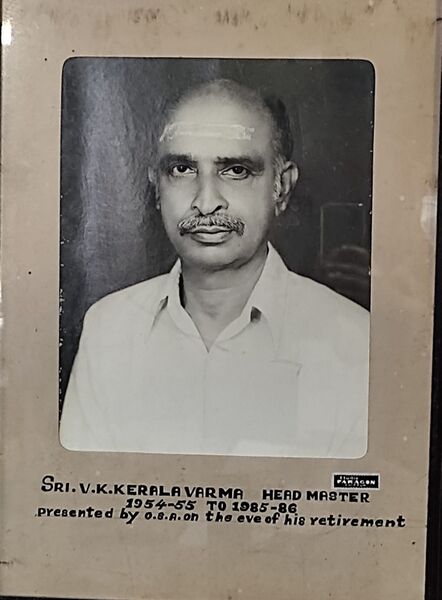 പ്രമാണം:21043-Varma sir.jpeg