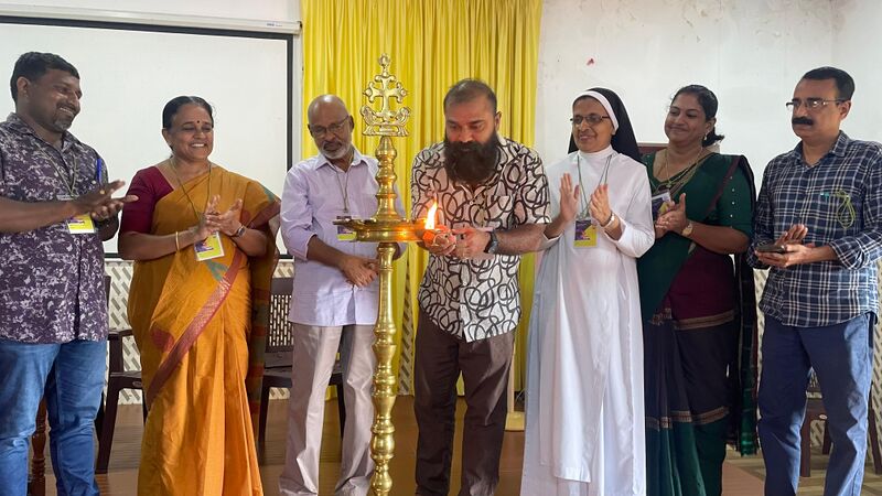 പ്രമാണം:23027 347.jpg