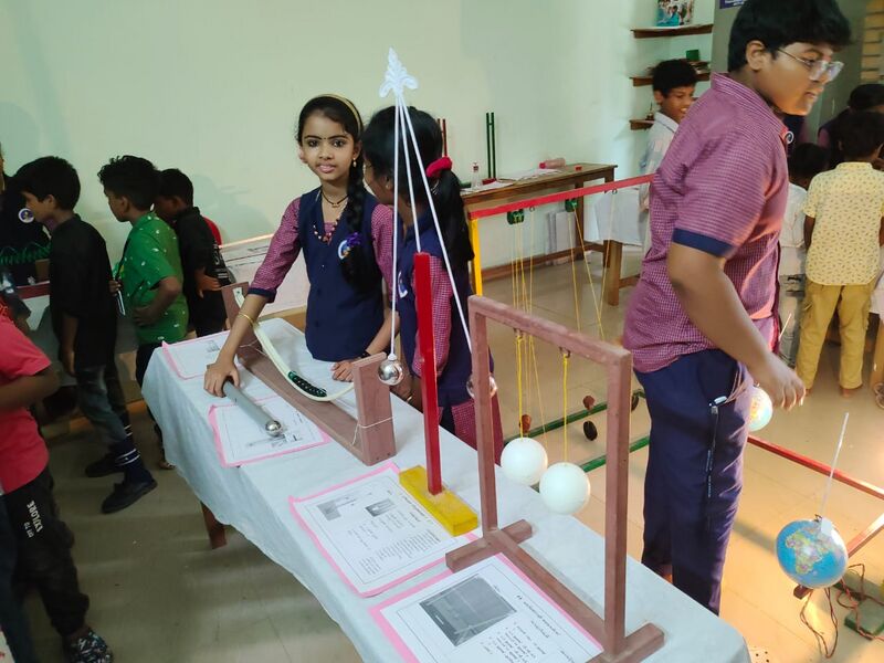 പ്രമാണം:42085 exhi2.jpg