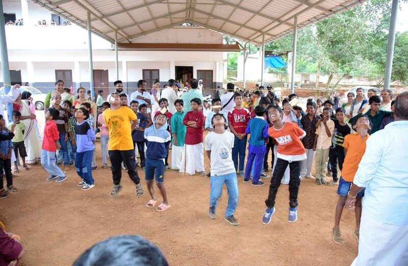 പ്രമാണം:45349 onam celebration1.jpg