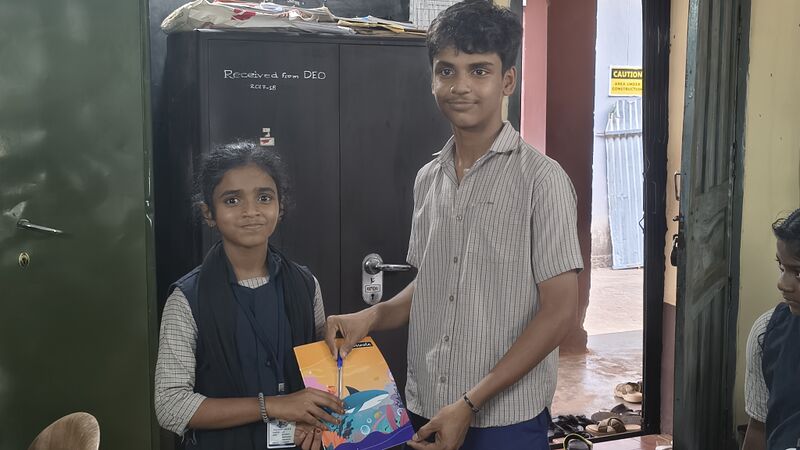 പ്രമാണം:Pr1 23-24 D MLP 19034.jpg