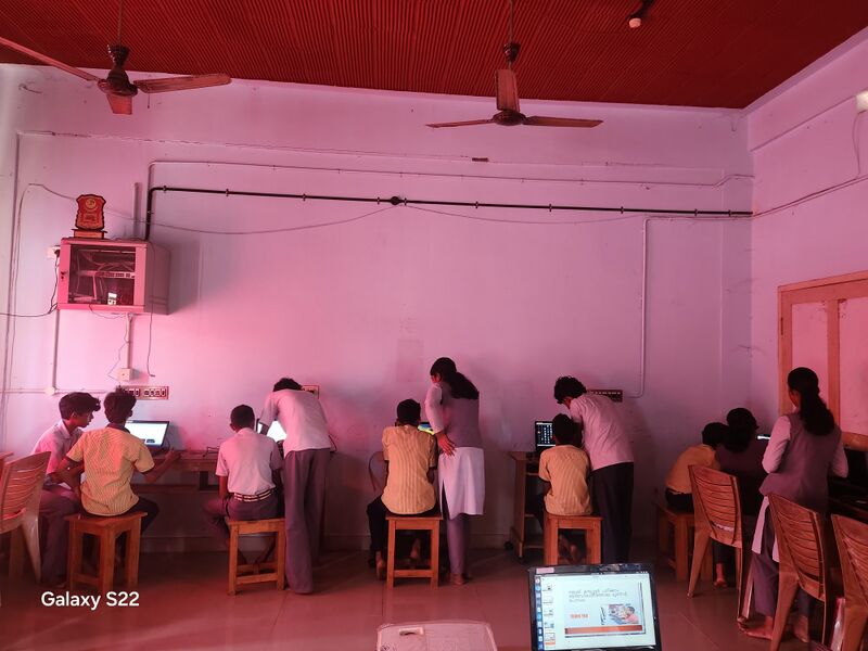 പ്രമാണം:13034 computer basic(1).jpg