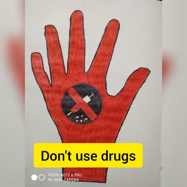 പ്രമാണം:14366 drugs4.jpg