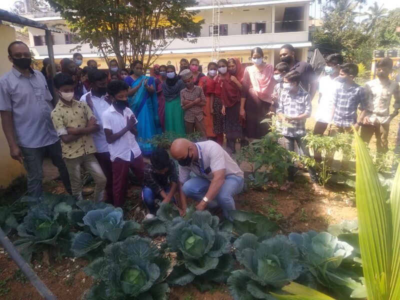 പ്രമാണം:15244 23.jpg