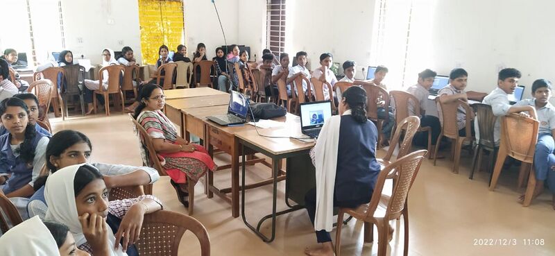 പ്രമാണം:17054 hitech 2.jpeg