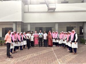 19009 magazine.resized.jpg