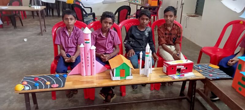 പ്രമാണം:21068 up mela02.jpeg