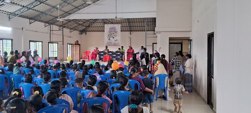 പ്രമാണം:25233 പ്രവേശനോത്സവം.jpeg