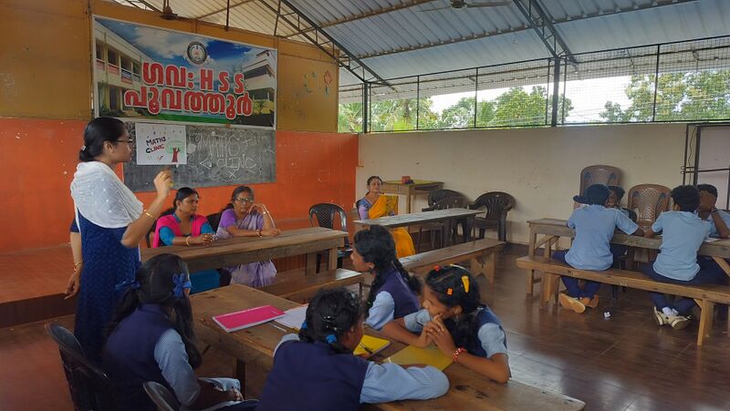 പ്രമാണം:42039 mathsclinic 2025-26 6.resized.jpg