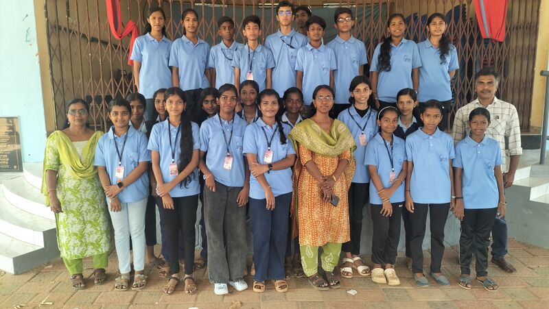 പ്രമാണം:42047 lk 2025-28 0.jpg