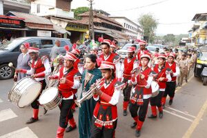 13951 platinum jubilee 07.jpg