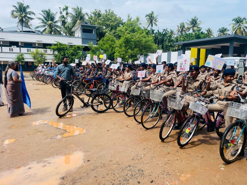 പ്രമാണം:22010 TSR SNTD25 4.jpeg