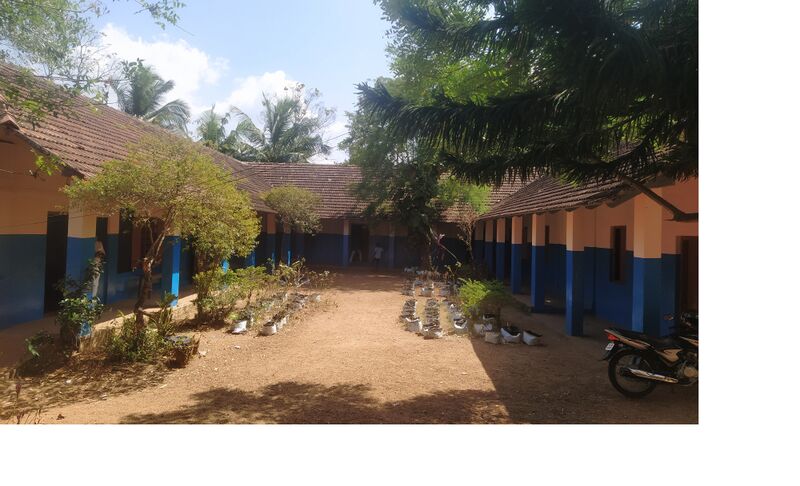 പ്രമാണം:40449 school.jpg