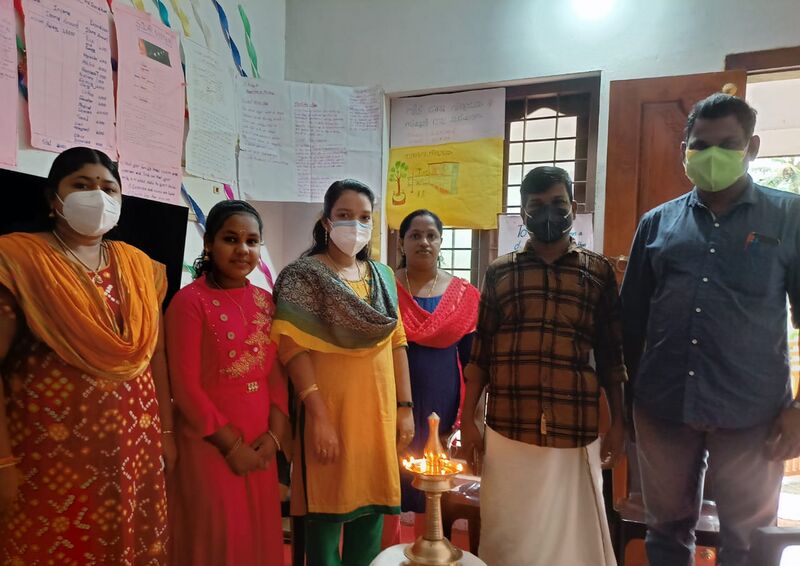 പ്രമാണം:44018 vv14.jpg