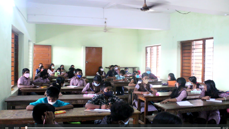 പ്രമാണം:44055 athijee students.png