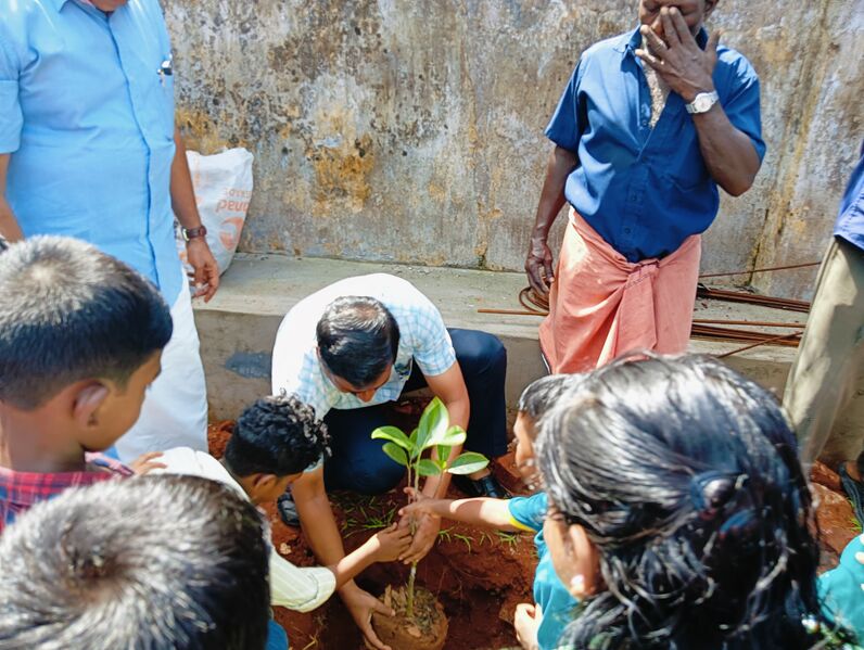 പ്രമാണം:44243 2526-Environment day3.jpg