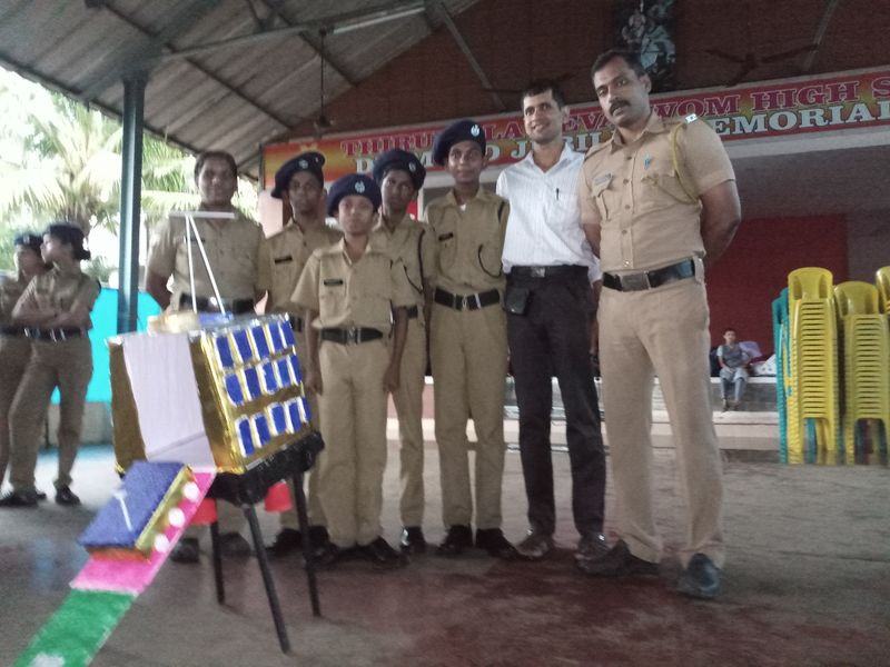 പ്രമാണം:CHANDRAYAN MODEL.jpg