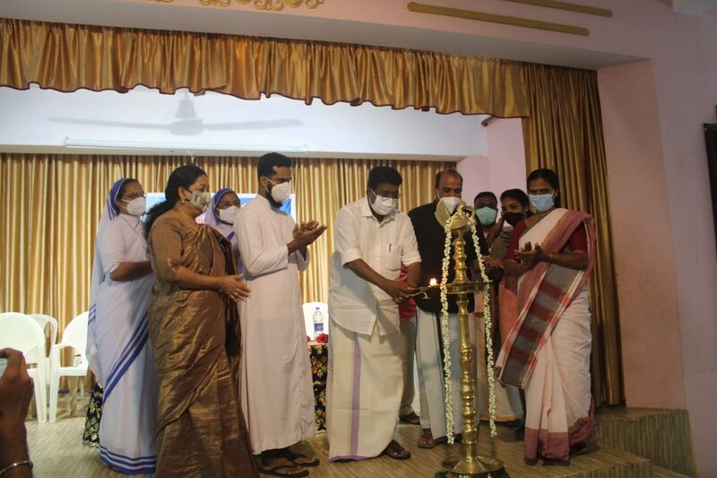 പ്രമാണം:Merit award 22 35052 (2).jpg