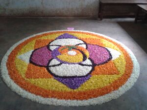 13121 onam 2013 1.jpg