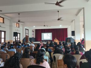 16002 ammaariyan26 25.jpg