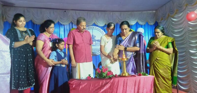 പ്രമാണം:23341 pravesanaotsavam 1.jpg