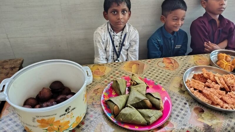 പ്രമാണം:29228 pal1.jpg