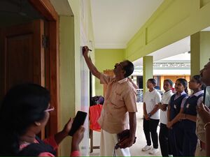 36065 antidrug day25c.jpg