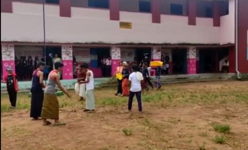 പ്രമാണം:39055 CON05.JPG