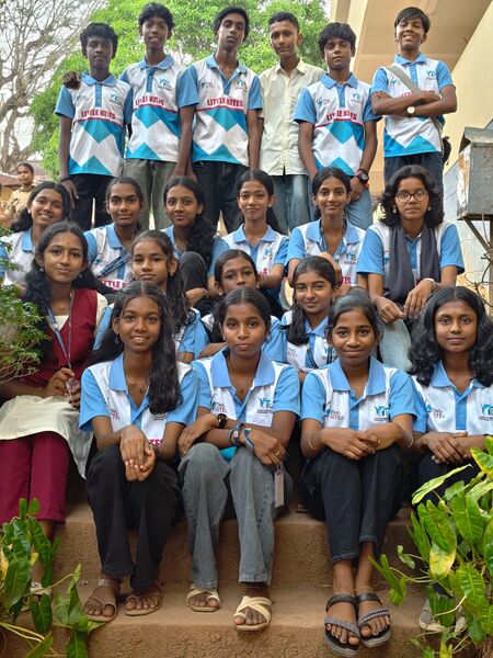 പ്രമാണം:42029 LITTLE KITES 2026 .jpeg